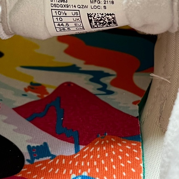 New Balance 574 MADE IN USA 'PRIDE'- Men Size 10.5 - Picture 5 of 5